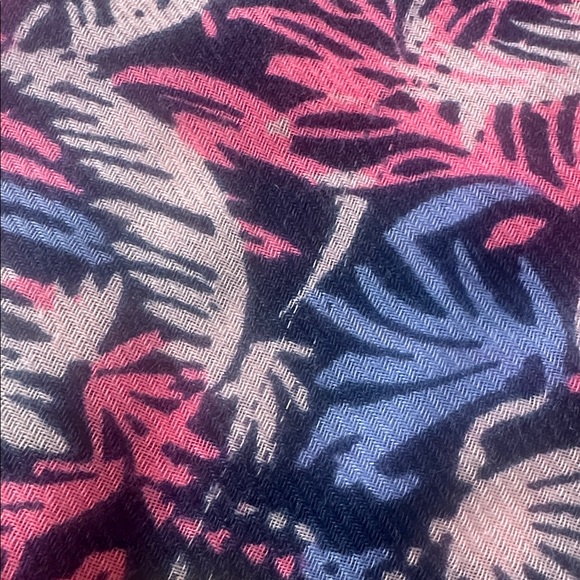 LILLY PULITZER ⭐️ Resort Infinity Loop scarf - Picture 7 of 8